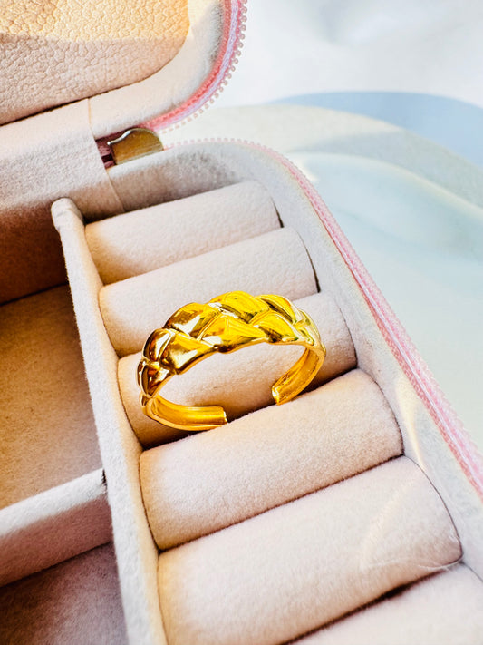 Serenity ring